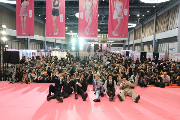 日本人氣AV男優們來台與粉絲見面。(圖/博展國際有限公司提供)