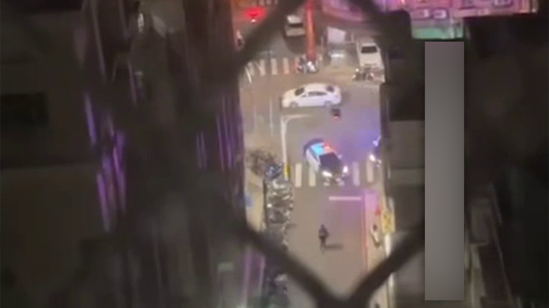 ▲台南仁德驚傳持刀鬥毆！疑工程糾紛...60歲男濺血「手臂穿刺傷」 警方鎖定犯嫌追查 （圖／翻攝自 社會事新聞影音）