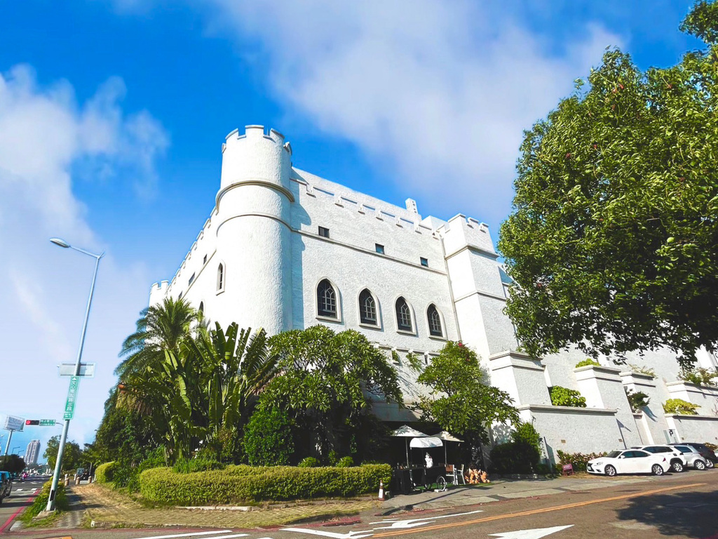 台中芭蕾城堡酒店釋出高薪職缺!限額2名、月薪4萬徵房務人員 親子主題房夯翻天