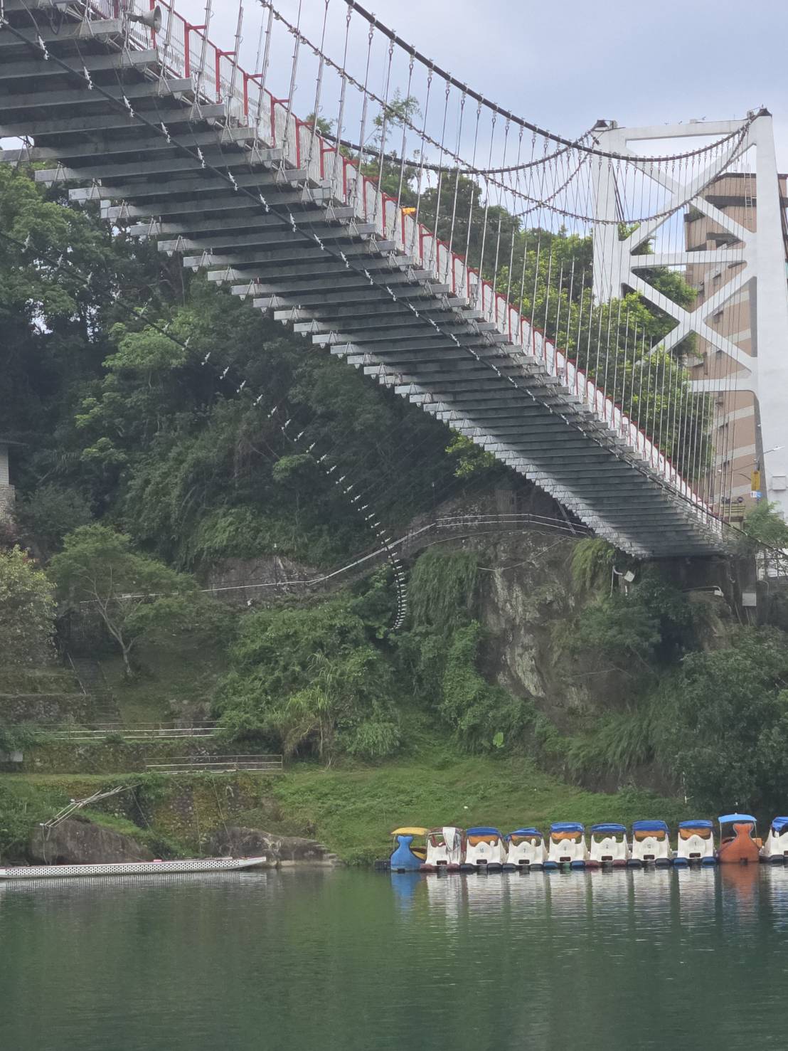 碧潭吊橋17歲少年落水溺斃！ 排除外力介入死因待查