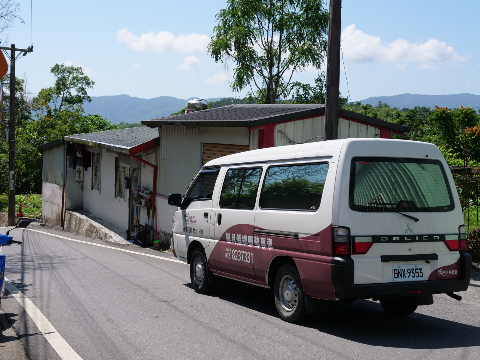 門諾基金會輔具專車下鄉送暖！ 奔走花蓮偏鄉 提供免費輔具維修與到宅服務