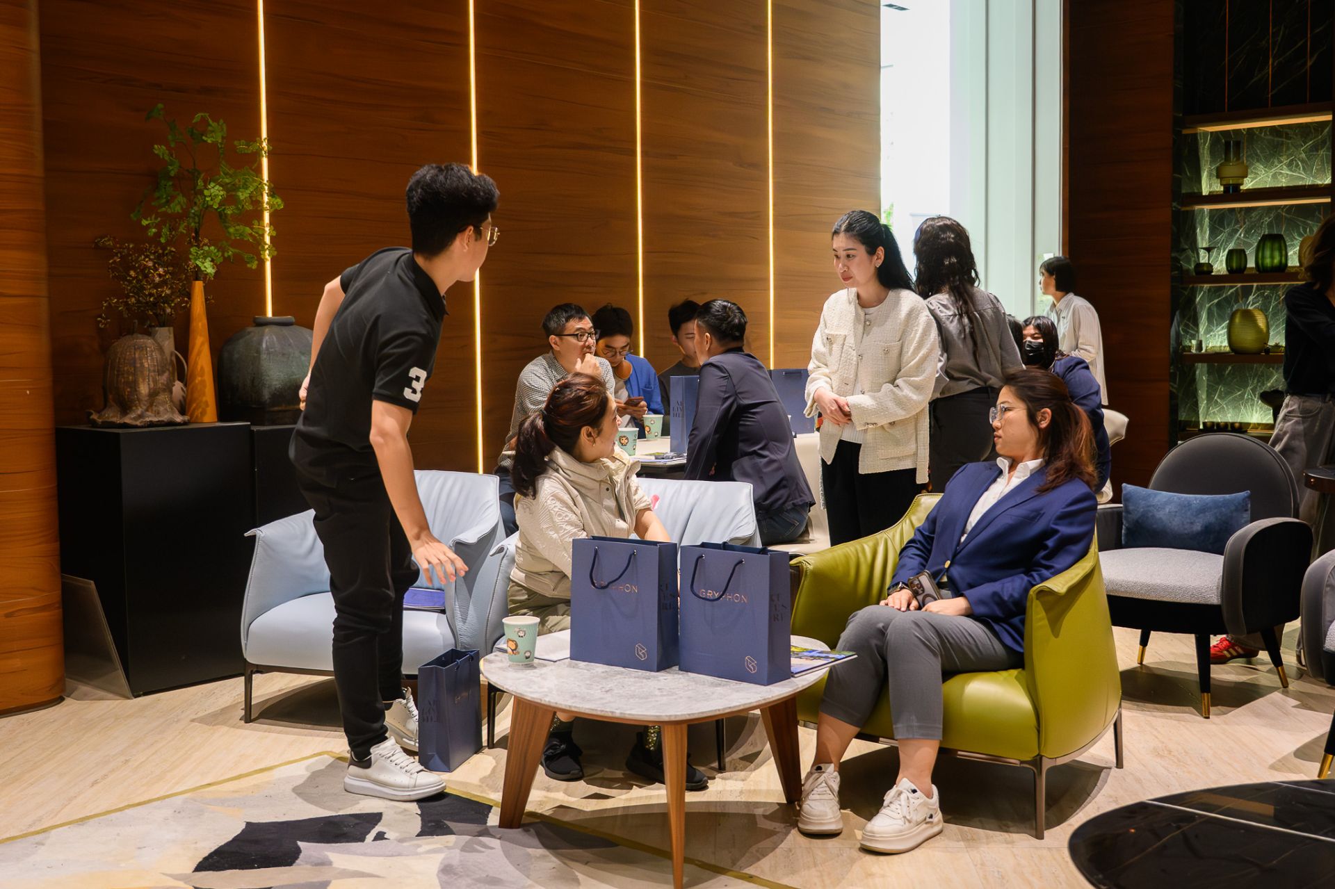 產業交流現場，深化跨境專業合作連結。