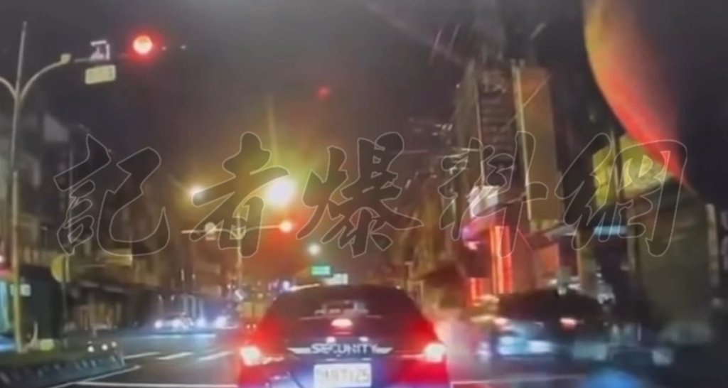 影／驚悚！屏東死亡車禍「高清撞擊瞬間曝」　他被撞飛身亡