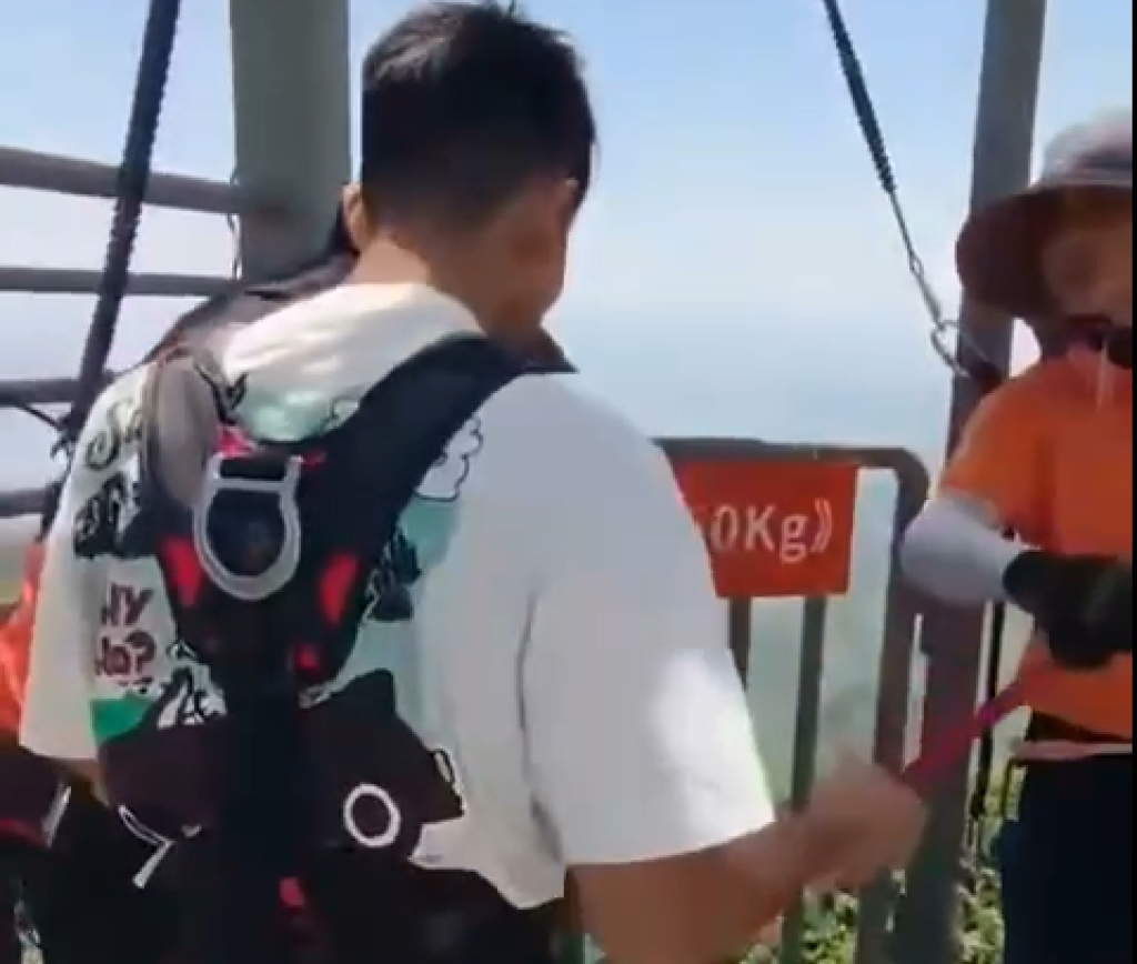 影／高空彈跳沒綁繩？男直接跳下影片瘋傳　當事人現身澄清：角度問題