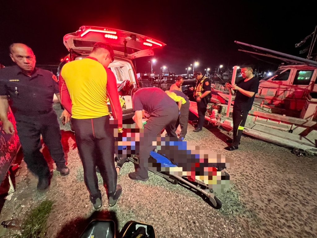 基隆轎車落海 六旬男獲救無生命跡象送醫搶救