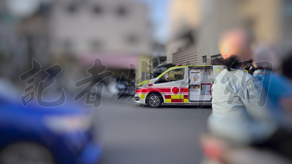 快訊／鄰居聞異味…高雄警消破門「他已斷魂家中」