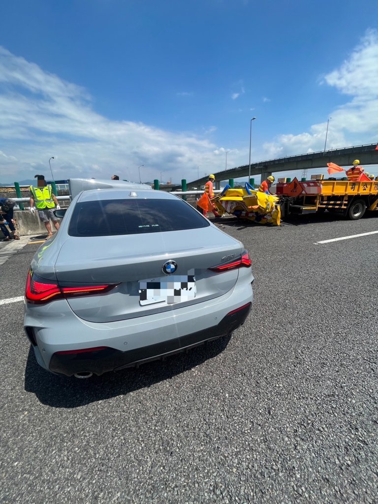 輔駕車又出事！ 　國道3號追撞緩撞車駕駛受傷送醫