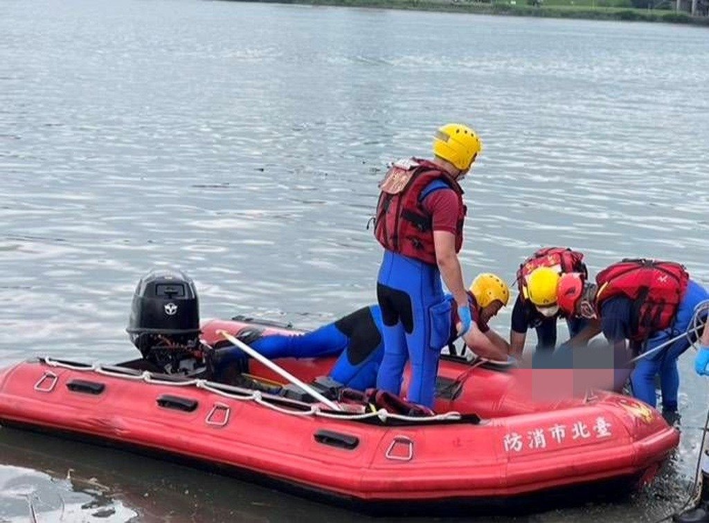 淡水河台北橋下游發現浮屍　男性死者身分、死因待查