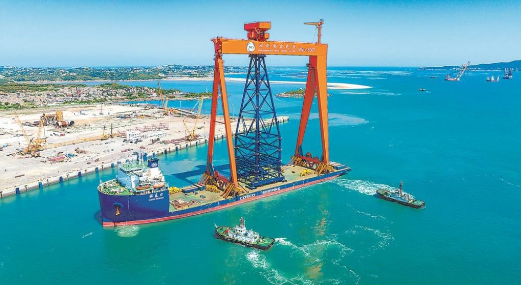 陸製超大型「龍門吊」抵台！放高雄紅毛港風電基地引疑慮　高港公司回應了