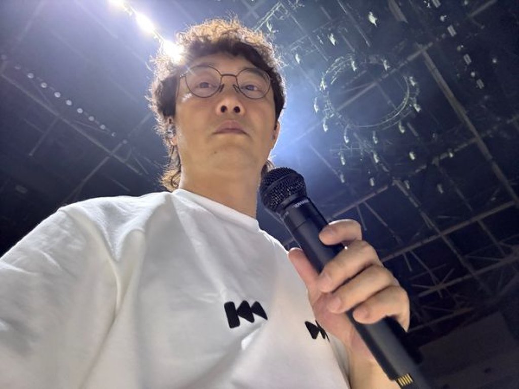 陳奕迅傳烏龍死訊後首現身！確診康復高雄巨蛋彩排