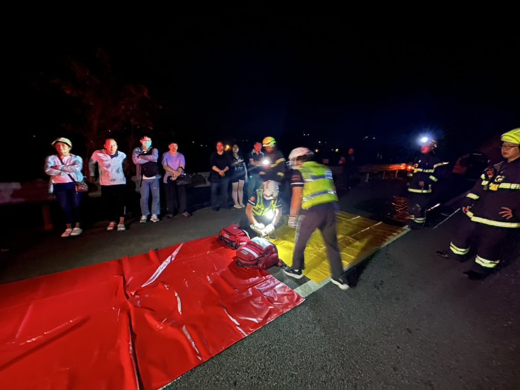 國道三號竹山段連環車禍釀11傷　消防迅速啟動大量傷患機制