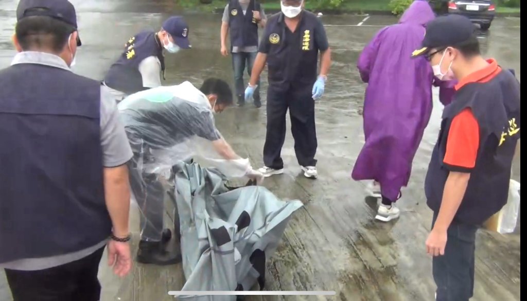 安平外海驚見男屍! 刺青及EDWIN褲成唯一線索 盼協尋身分