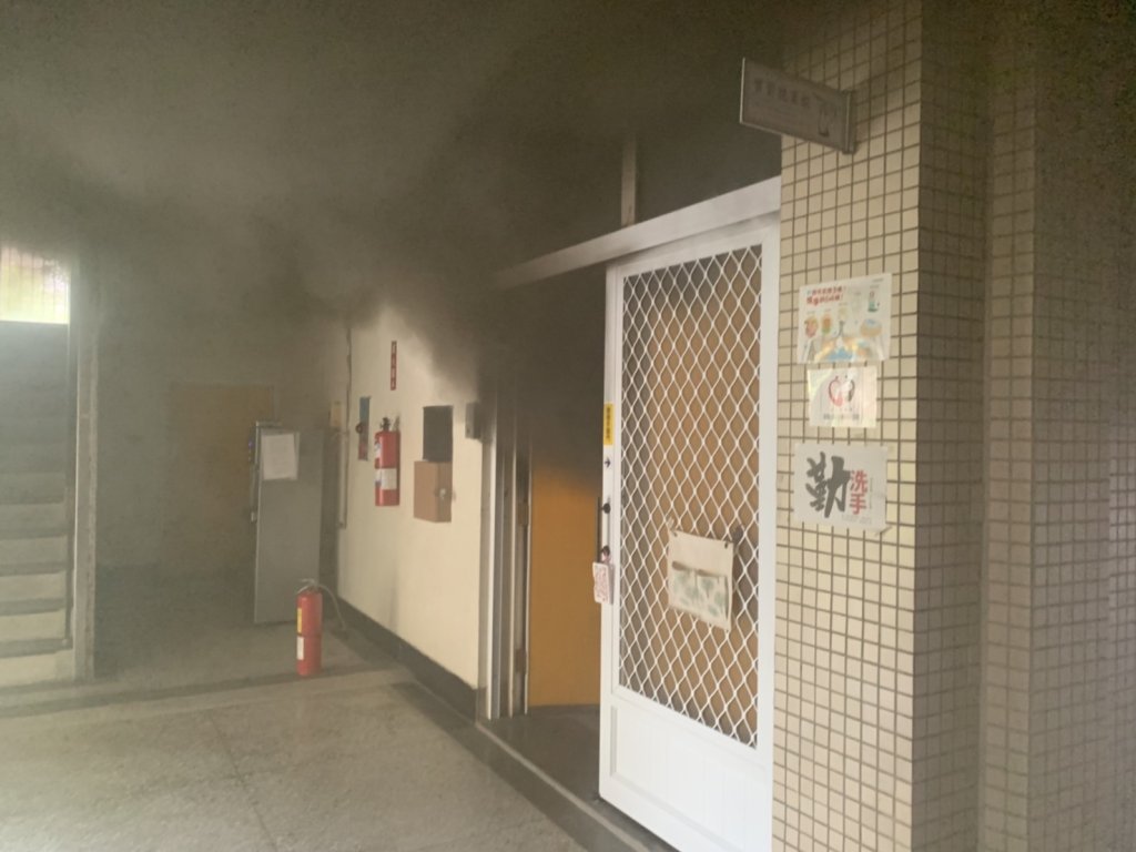 快訊／台南啟聰學校突起火！辦公室狂竄煙　師生急撤離