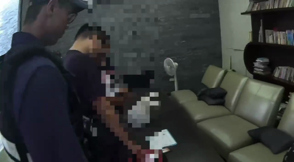 南警4小時連破2詐騙案！女遭詐百萬「富爸爸」成誘餌　3車手栽了