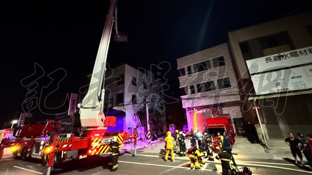 快訊／高雄嚴重火警！路竹住宅竄火「至少7人被救出」