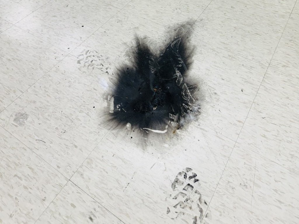抓竊賊帶回警局「戒護不周」　他引爆照明彈險燒掉派出所