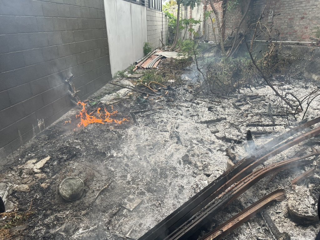 大甲空地廢棄物火警！　兩人送醫一人燒燙傷急性呼吸衰竭