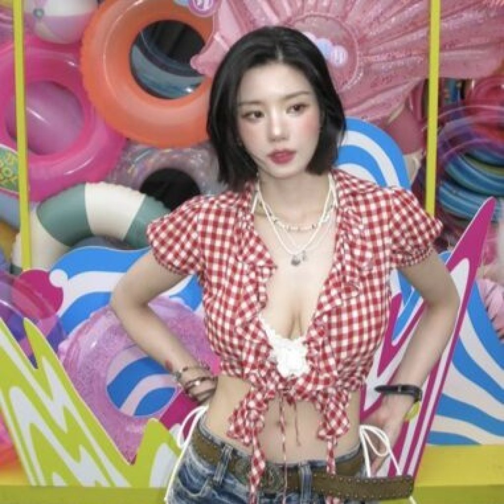 「水炸彈女神」權恩妃登場　邪惡視角F級「側乳外露」