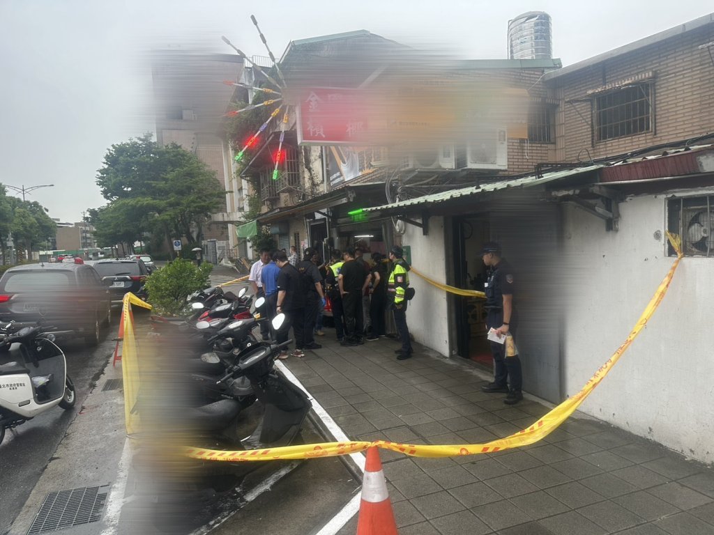 快訊／北市萬華區檳榔攤命案！男趴地屍僵　少年自認「我打死的」