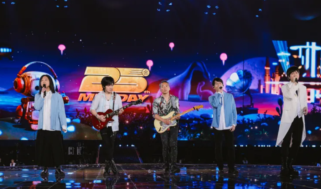 五月天演唱會驚喜合體F4！〈流星雨〉掀4萬人回憶殺