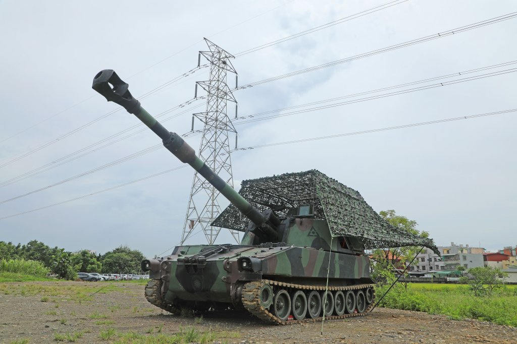 國軍火力全開！584旅砲兵桃園實操喊聲震天　操演士氣震撼地方鄉親