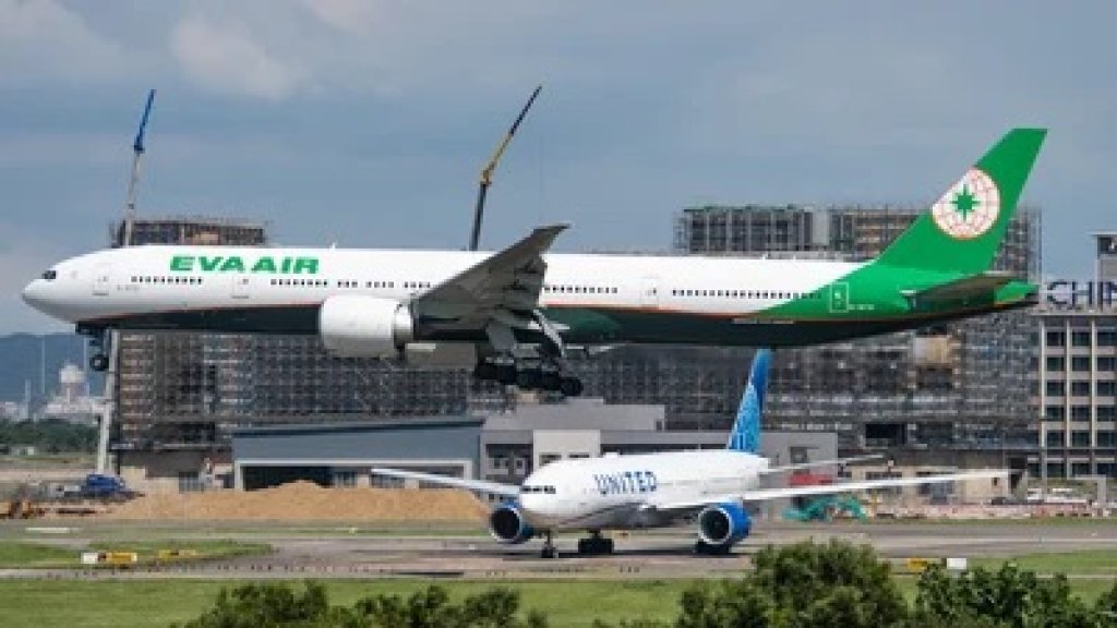 驚！長榮飛馬尼拉班機艙壓異常　空中洩油掛7700緊急返航