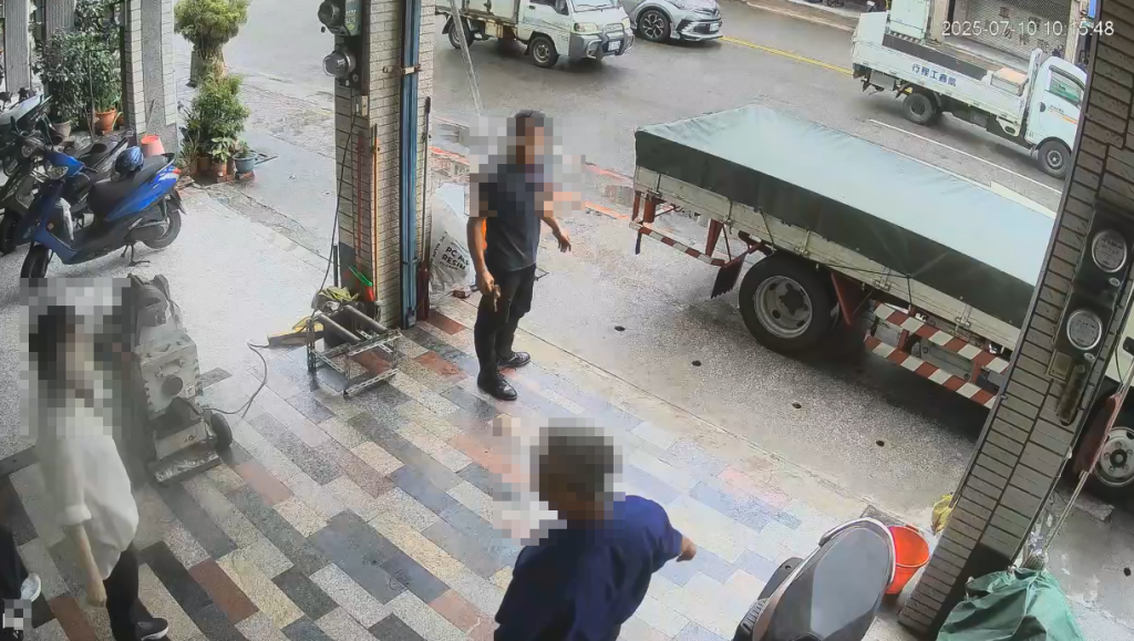 投訴／貨車誤上人行道引糾紛鄰居以「三字經」辱罵數分鐘 受害人決提告