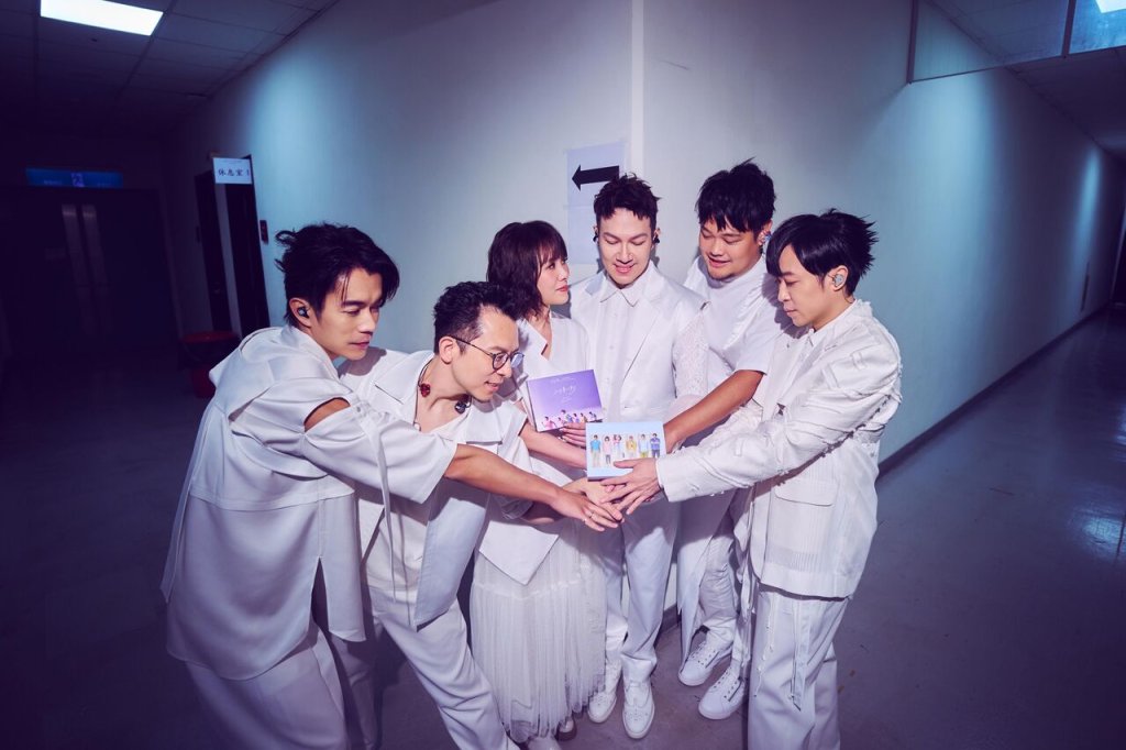 蘇打綠高雄最終場　睽違11年回巨蛋青峰喊「回家囉！」