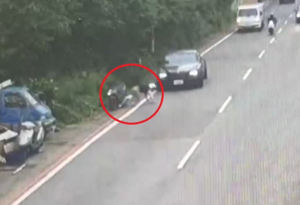 撞擊畫面曝光！　桃園龜山勞斯萊斯擊落機車