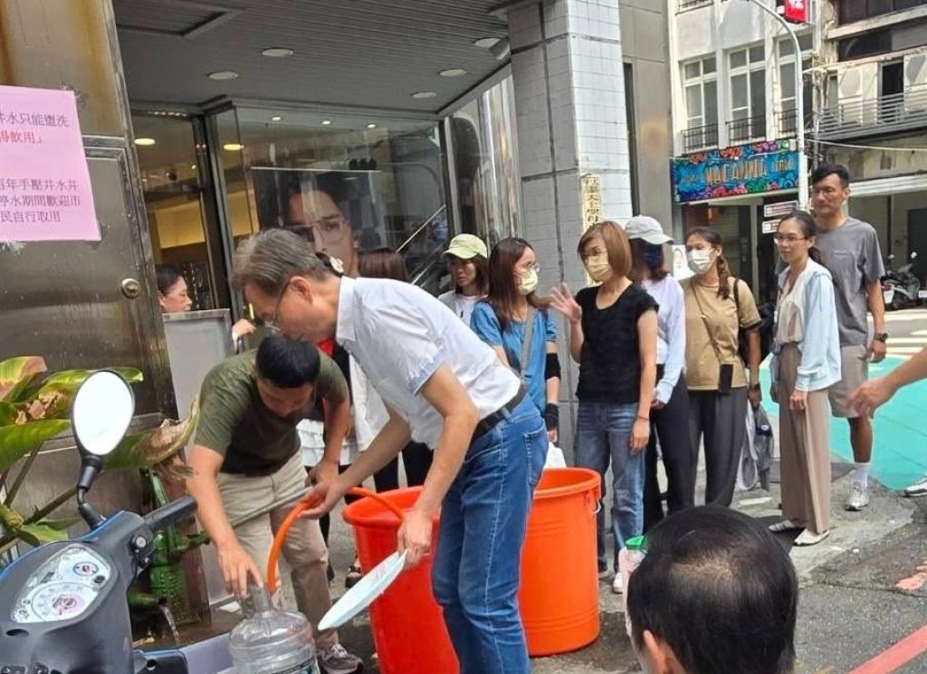彰化停水39小時　宏恩眼鏡百年古井開放免費取水解民生之急