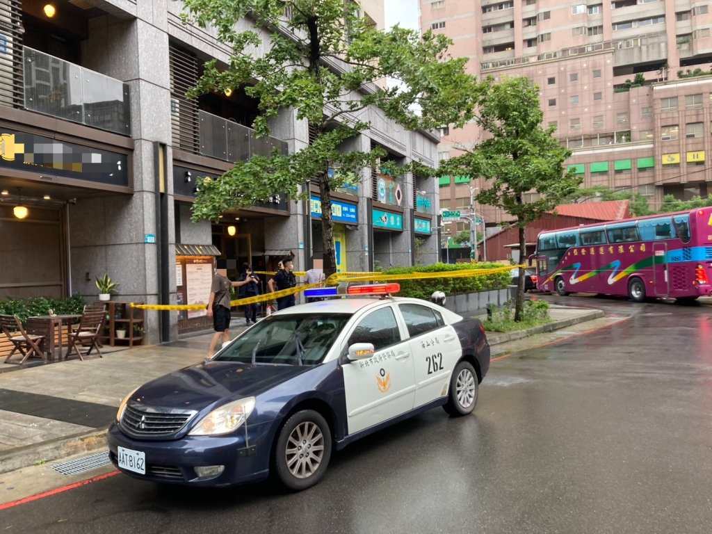 快訊／板橋惡煞行搶養生會館未遂　潑灑汽油脅迫未成當場縱火