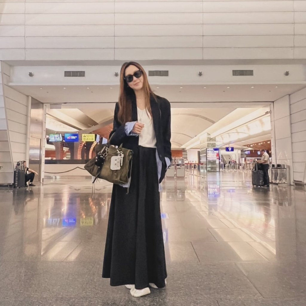 范瑋琪拎名牌包曬機場照飛澳門 遭網友質疑未關注花蓮災情