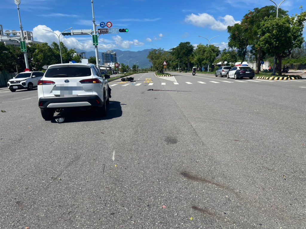 台東死亡車禍！ 　60歲男騎機車與自小客車相撞倒地傷重不治