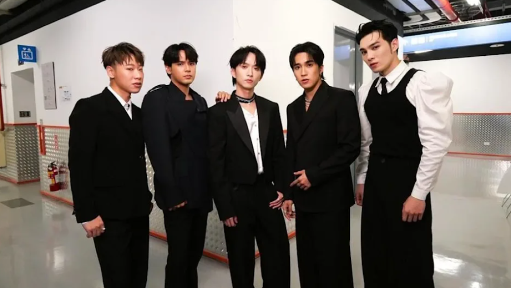 黃偉晉坦言「五堅情休團中」！無任何規劃　群組靜悄悄