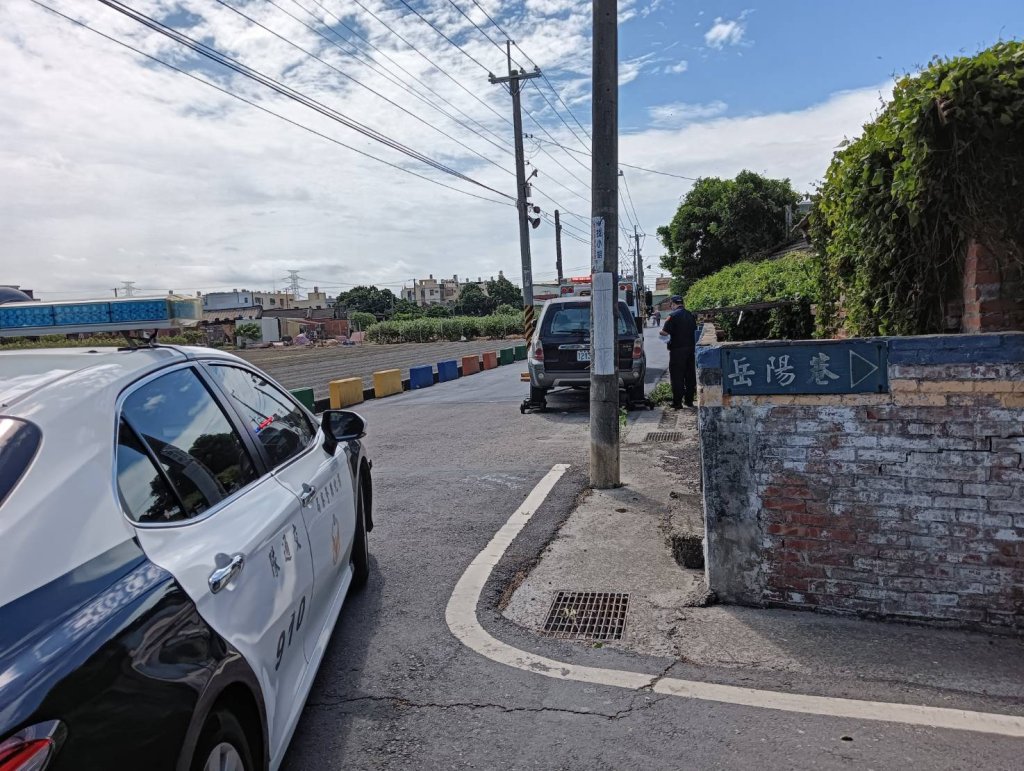 註銷車輛停路邊，監理站一查還欠五萬元，遭拖吊再追繳稅費