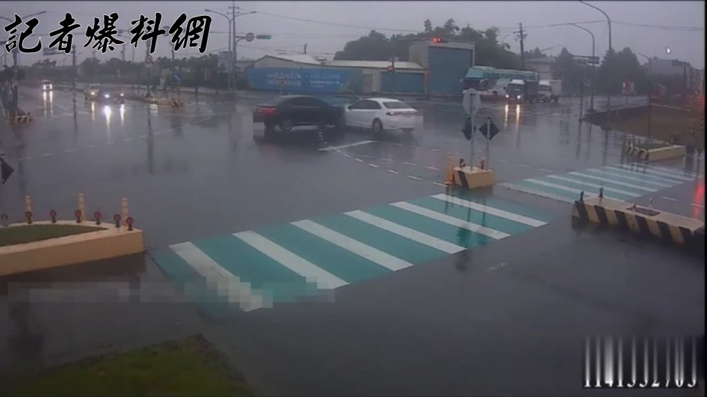 砰!宜蘭雙車路口對撞 「原地旋轉270度」釀3傷