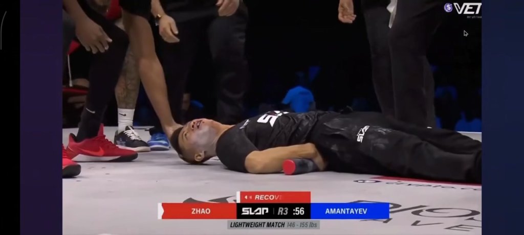 影/中國通背拳傳人挑戰「打巴掌比賽」 第三回合慘被KO倒地昏迷