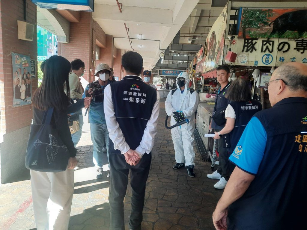 豬瘟解封前夕盧秀燕發文喊「中央地方攜手」　網轟：只會照中央說？