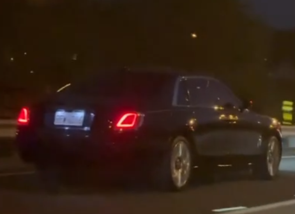 有錢人就任性？　國道勞斯萊斯車逼車畫面曝光