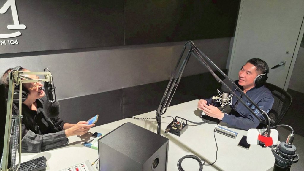 資深媒體人林尚賢《新聞背後》新書　自曝每天清晨「踩車寫作」