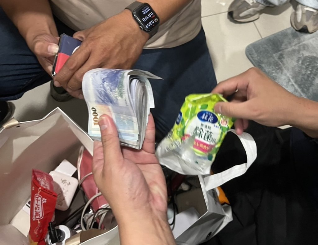 帶90萬見網友換虛擬幣！女子車內遭搶　三峽警跨縣市連日追捕、追回19.5萬贓款