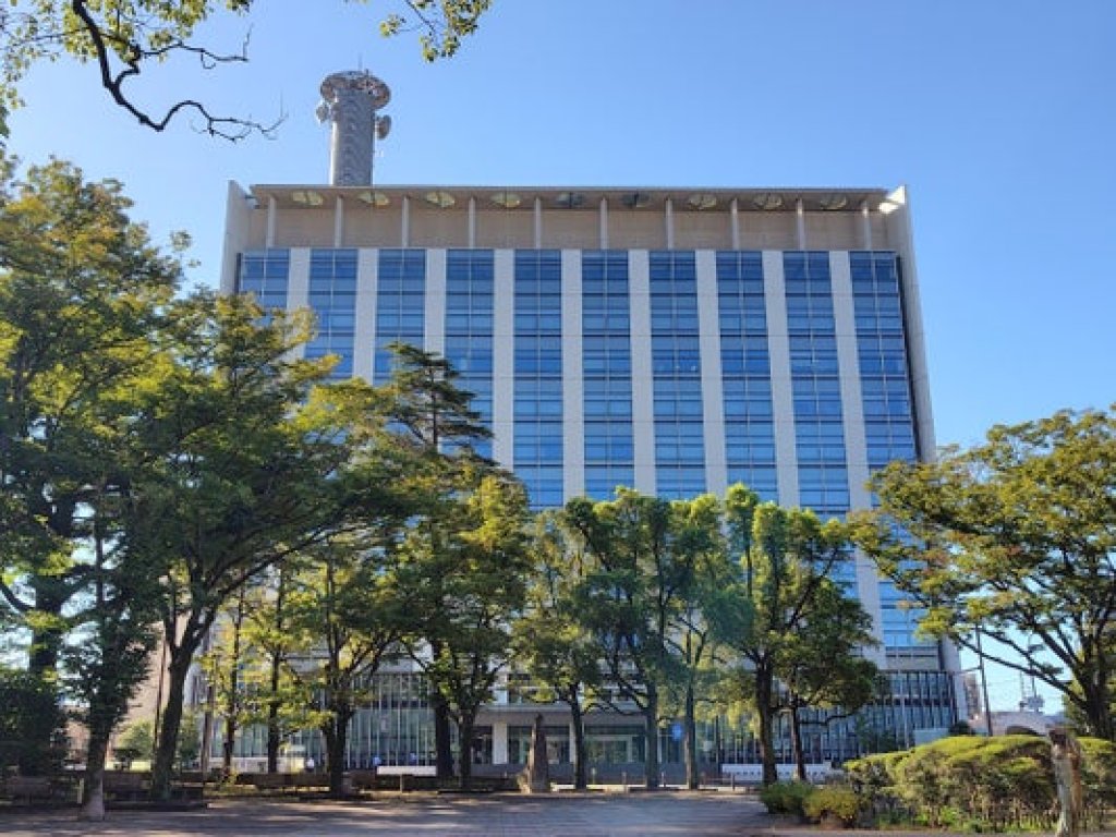 超噁惡作劇！男把尿液偽裝成茶放超商冷藏櫃　顧客差點喝下肚