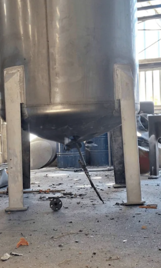 台灣首次發現！大園工廠桶槽結晶「撒旦之母」爆炸　工人炸落地面不治