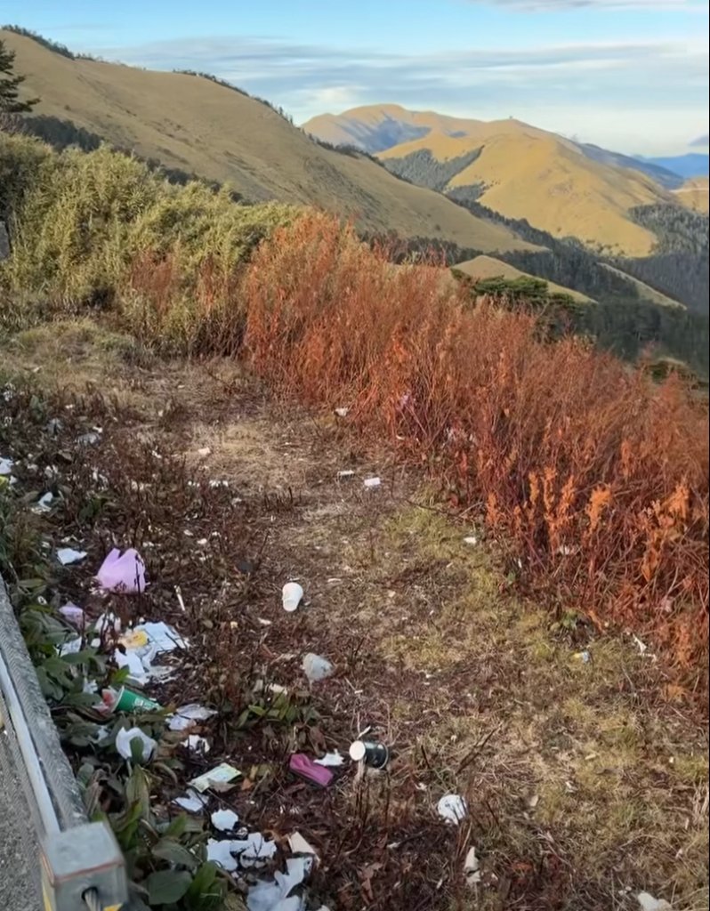 合歡山武嶺垃圾問題再被點名　網友怒批：亂丟成日常、公德心早就破洞