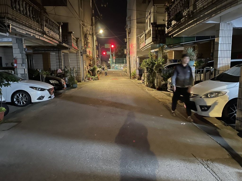 桃園翁開「無照後鏡」車肇逃！遭攔辯以為撞到盆栽還嗆車主「車又沒怎樣」