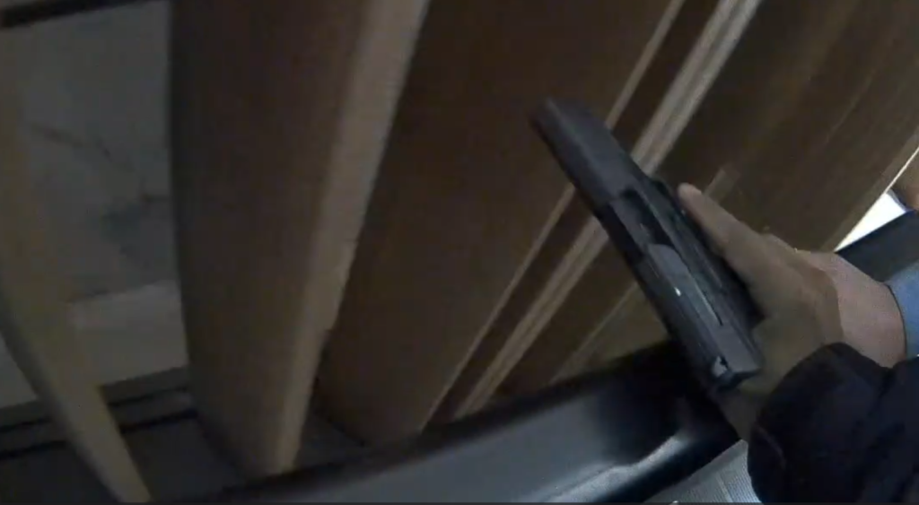 張文犯案時序曝光！3小時內縱火、投擲煙霧彈持刀隨機砍殺　誠品南西店頂樓畏罪跳樓自殺