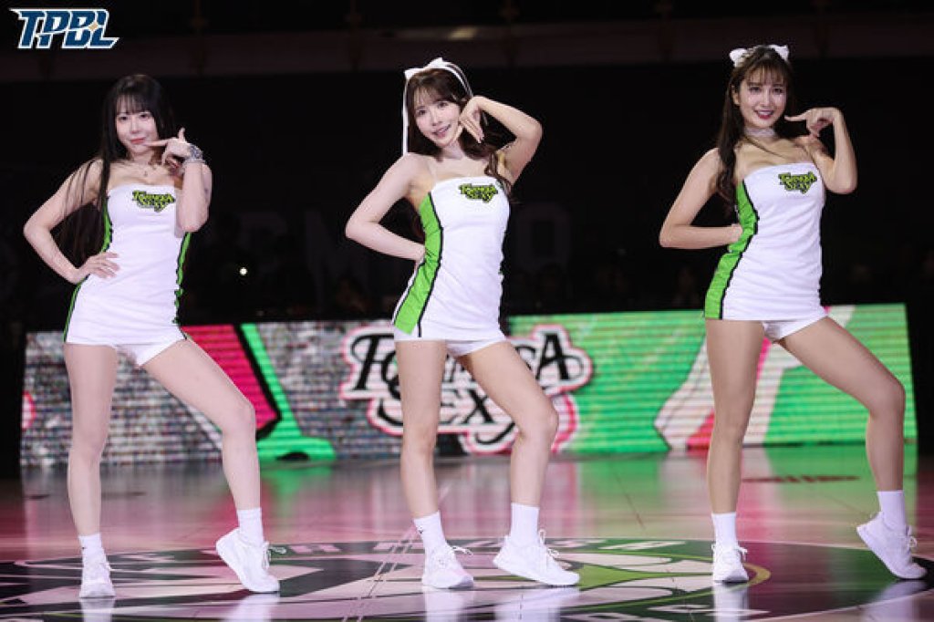 三上悠亞應援首秀　梓梓「被嗆滾一邊」本人發聲力挺