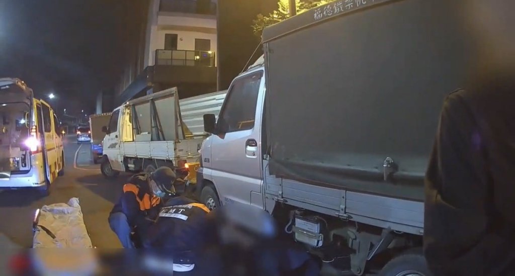 高雄跨年夜槍響！因「鞭炮」起口角　2人中彈緊急送醫