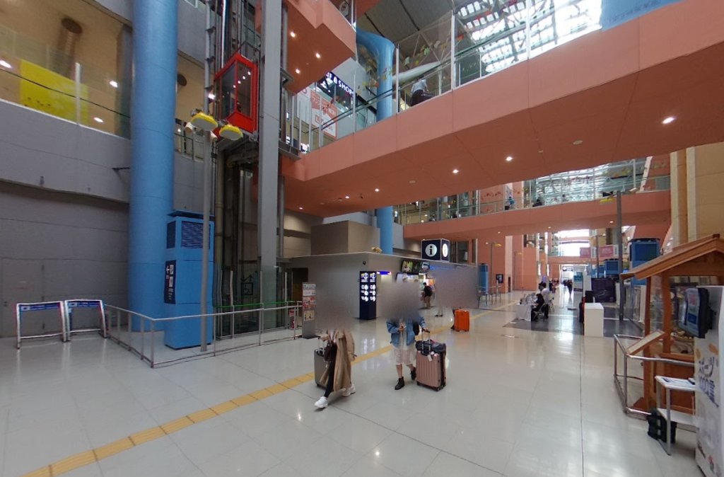 一把美工刀攪亂返台路！關西機場深夜全員重安檢　旅客苦等到航班被取消