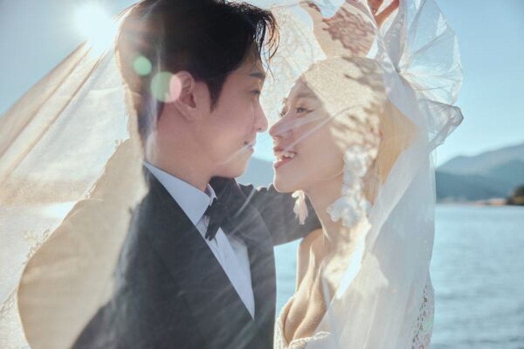 陳漢典、LULU婚紗曝光！富士山前互許終身　1/25婚宴